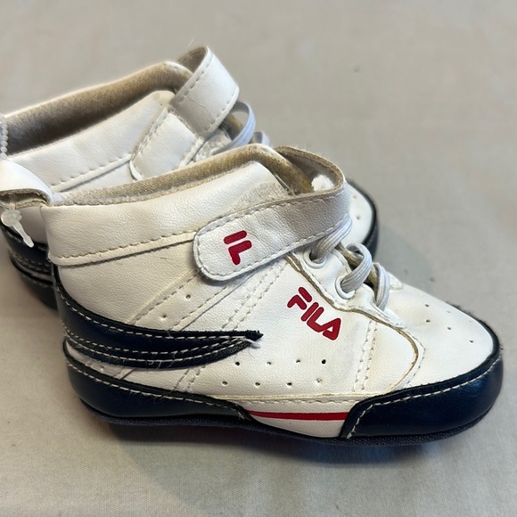 Fila White and Black High-Top baby Sneakers with Velcro Closure - Picture 5 of 8